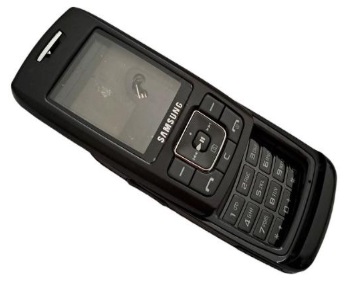 Samsung E251 Siyah Telefon Kasası