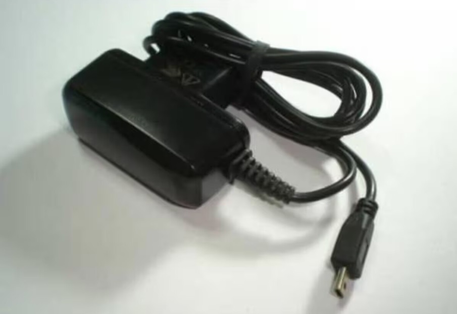 vdf Vodafone VDF-225 Telefon Şarj Cihazı