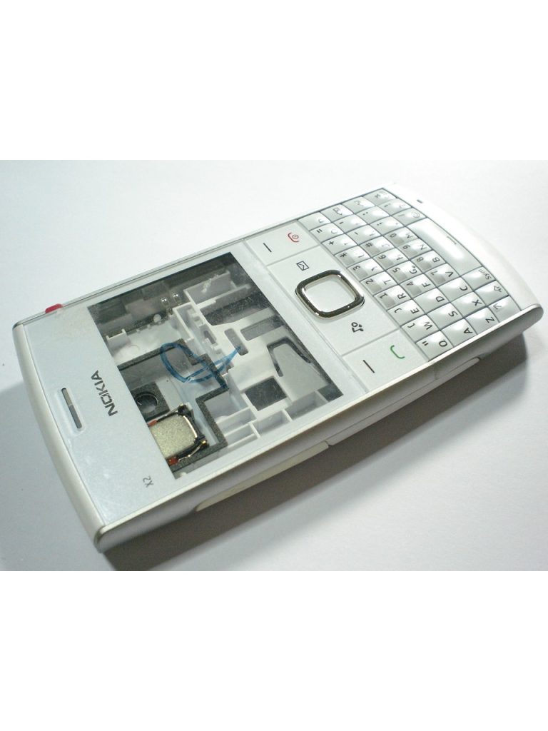 Nokia X2-01 Beyaz Telefon Kasası